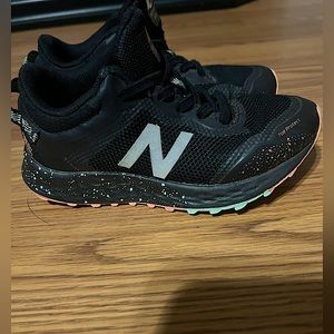 Children’s New Balance Shoes, size 10.5. Fresh foam Arishi. Toe Protect.